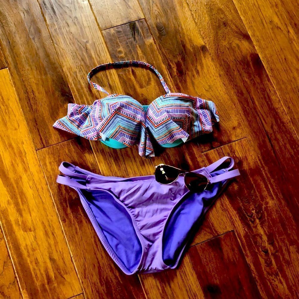 Super cute Xhiliration L/XL Bikini